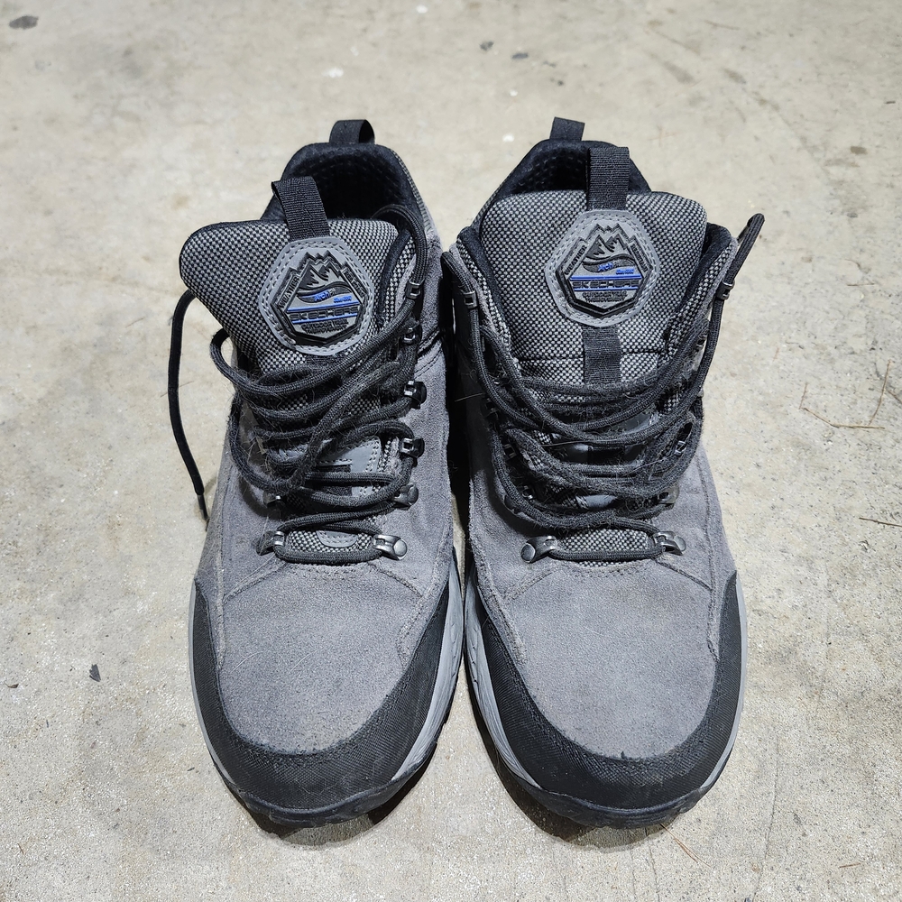 Skechers Men's Black and Gray Hiking Boots